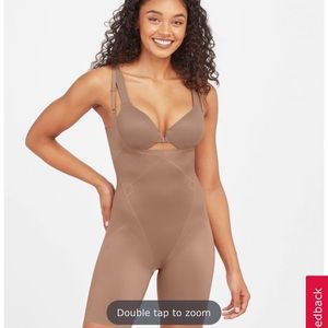 SPANX shapewear